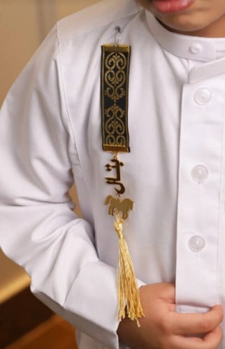 بروش بالاسم اطفال للكتف بروش العيد