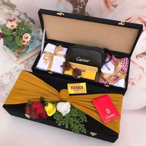 بوكس رجالي انيق ماركه كارتير