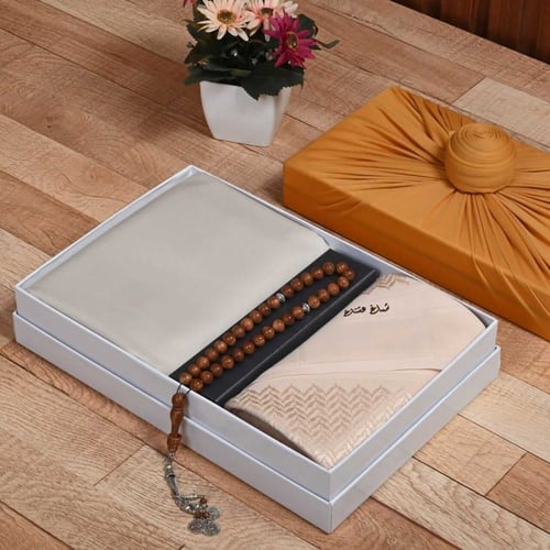 طقم هدايا رجالي انيق جفنشي