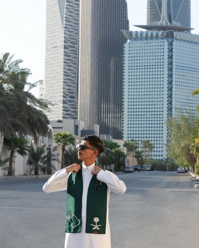 شال اليوم الوطني السعودي