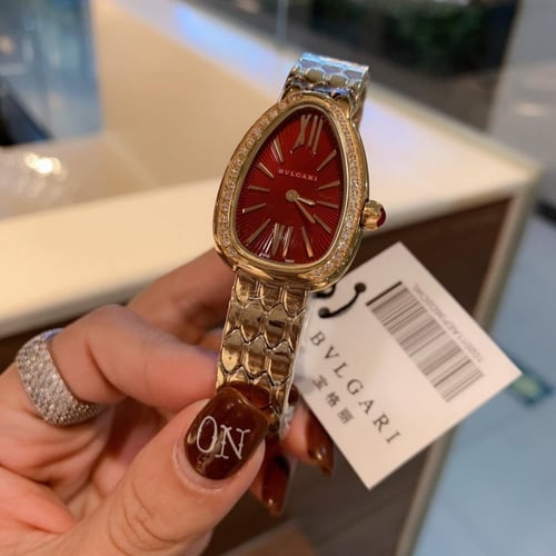 ساعه بولغاري نسائي