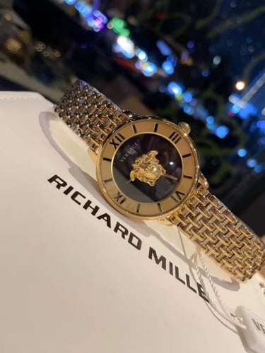 ساعات فرزاتشي نسائي