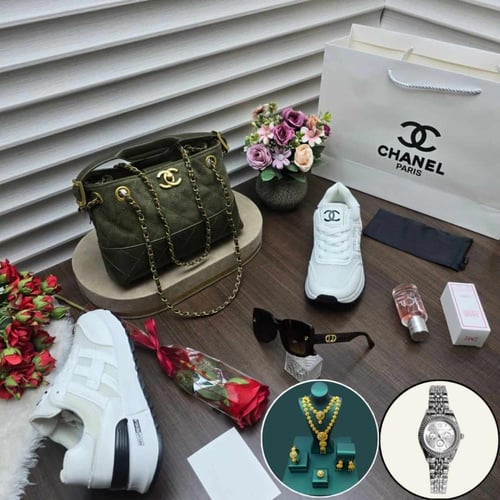 اجمل بكس شانيل شنطه وشوز سبورت