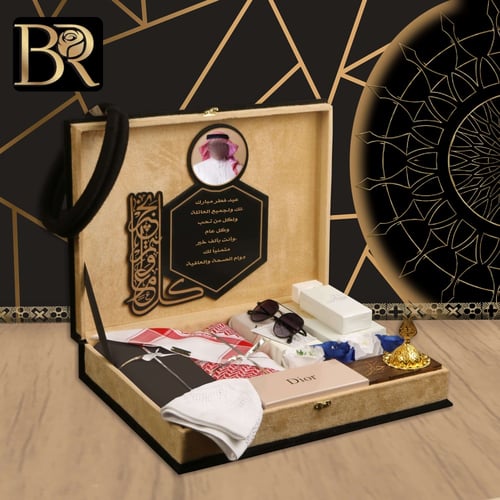 طقم رجالي هدية العيد مع اضافه صوره ع البوكس