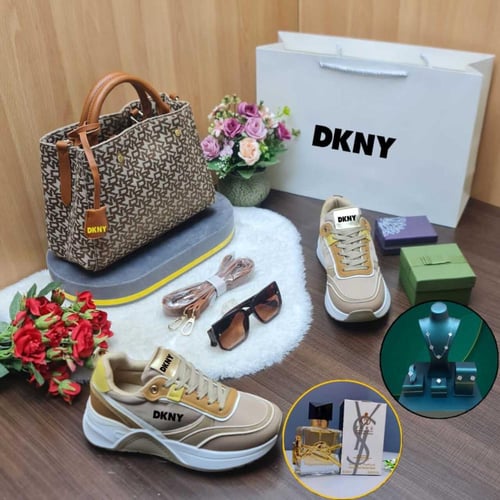 طقم ماركه DKNY شنطه وشوز سبورت بوكس نسائي