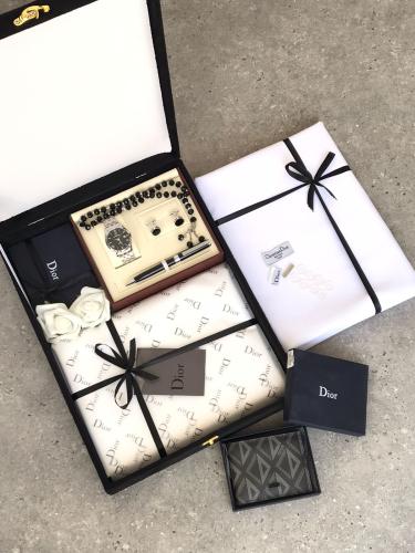 طقم مميز هديه رجالي فخم