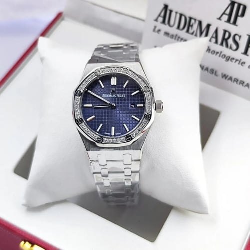 ساعات نسائي امر بياجية