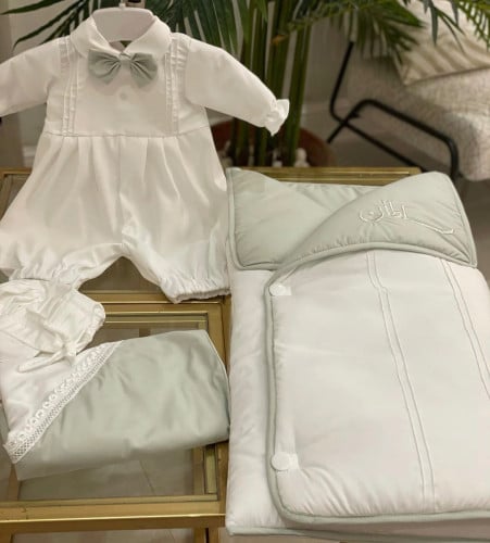 طقم مواليد فستقي 4 قطع