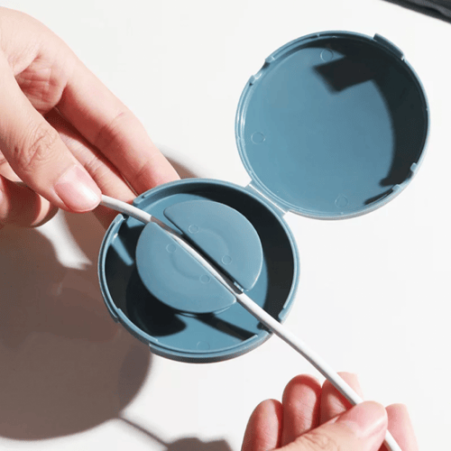 منظم كيبل الشحن