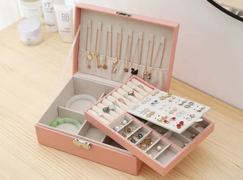 صندوق مجوهرات بقفل