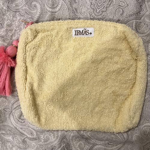 باوتش منشفة (صفراء) | Makeup Towel Bag (Yellow)