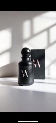 W Perfume (October)