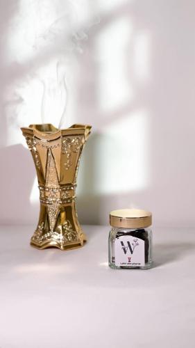 Mooroki Oud incense (the house)