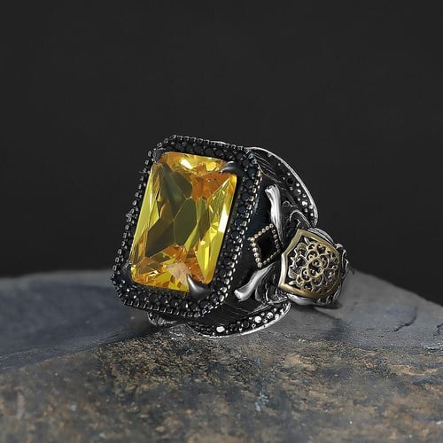 خاتم فاخر مرصع بحجر سترين محاط بفصوص نانو رزكون مم...