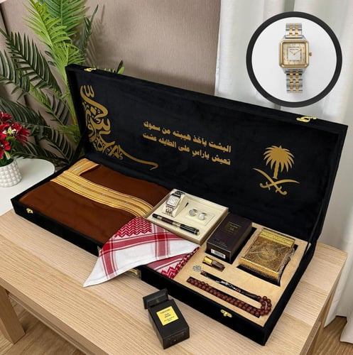 بوكس إهداء رجالي بطابع ملكي راقي يعكس الفخامة والأ...