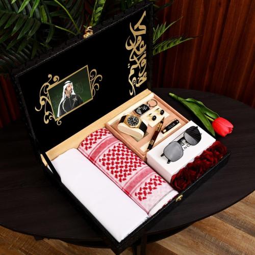 بوكس إهداء رجالي عصري فخم بتنسيق مميز و بتصميم خاص...