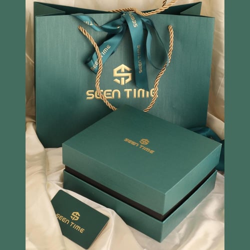 طقم رجالي مصمم بلمسة من الفخامة مع ساعة بعداد تاري...