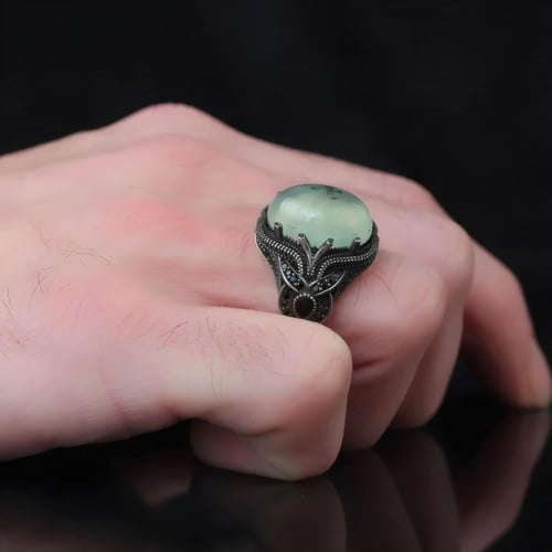 خاتم فخم بصياغة يدوية مميزة فضة خالصة مرصع بحجر يش...