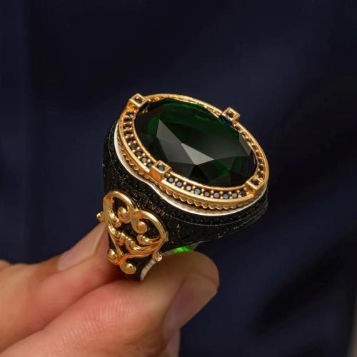 خاتم تحفة فنية متألقة من الفضة الخالصة مرصع بحجر ز...