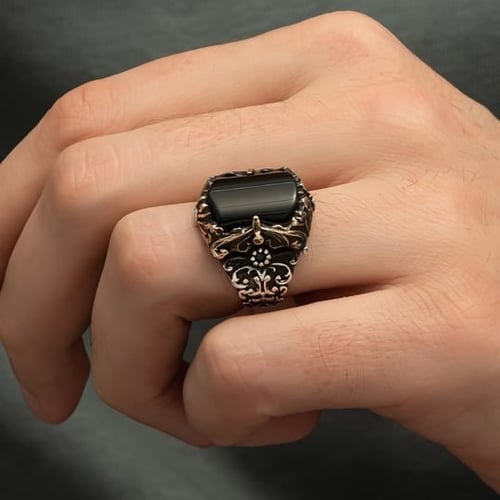 خاتم رجالي فخم فضة خالصة مرصع بحجر عقيق أسود راقي