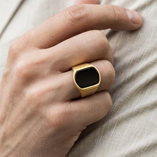 خاتم راقي مرصع بحجر عقيق أسود مميز - فضة إسترلينية...