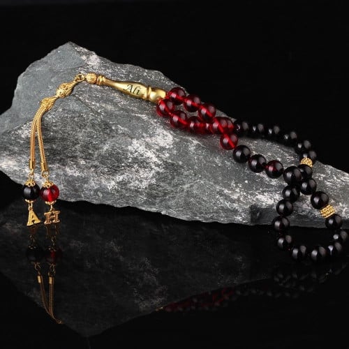 سبحة راقية من خرز الفاتوران وبرأس من الفضة الخالصة...