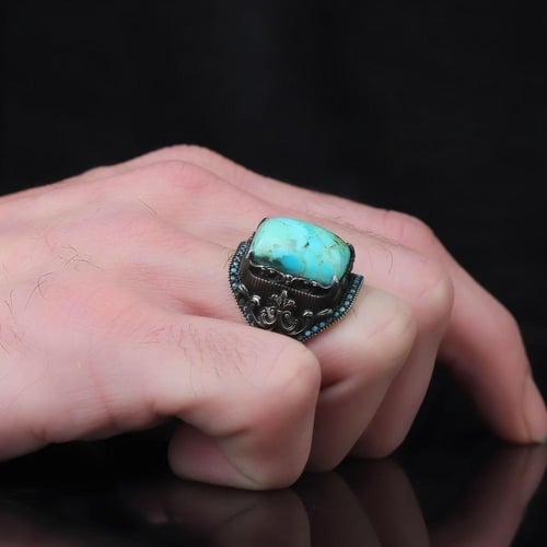 خاتم فخم مرصع بحجر فيروز طبيعي من الفضة الخالصة عي...
