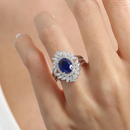 خاتم نسائي راقي فضة خالصة بحجر ياقوت أزرق محاط بفص...