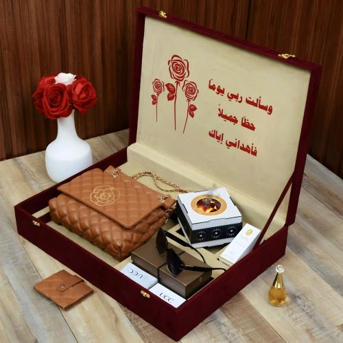 بوكس إهداء نسائي فخم بشنطة عصرية مع مبخرة أنيقة وإ...