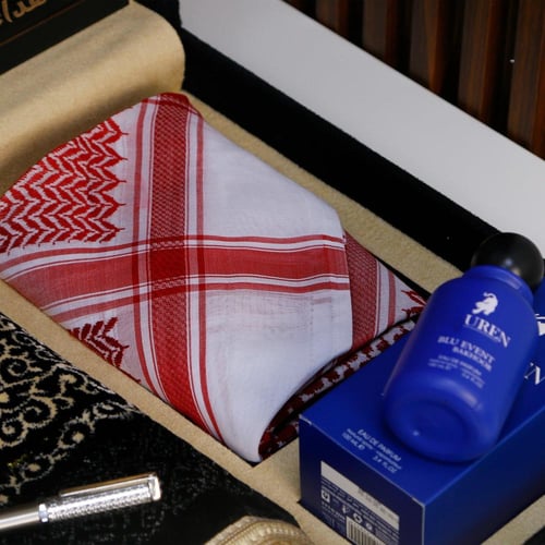 هدايا عيدية فخمة بوكس بمجموعة منتجات متكاملة وبتصم...