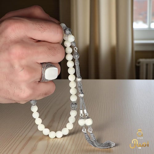 طقم فخم بخاتم و سبحة من أحجار الصدف الطبيعية والفض...