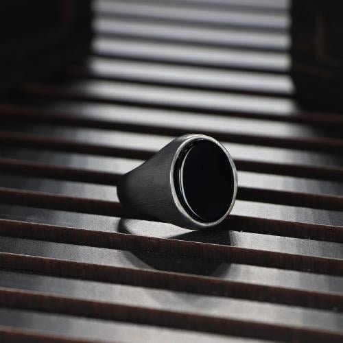 خاتم أنيق من الفضة المطفية عيار 925 ومرصع بحجر أون...