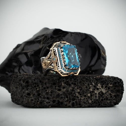 خواتم فاخرة بصياغة يدوية فائقة وتفاصيل دقيقة من ال...