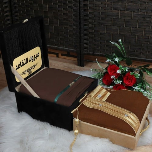 بوكس إهداء رجالي فاخر طابقين، بقماش شتوي راقي ومشل...