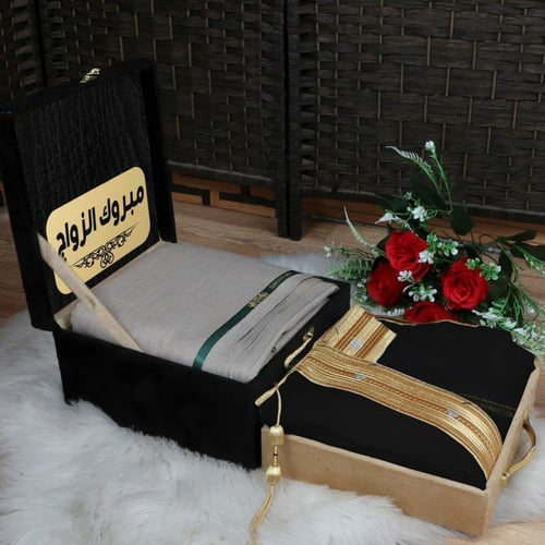 بوكس إهداء رجالي فاخر طابقين، بقماش شتوي راقي ومشل...