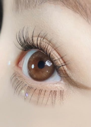 عدسات LOLOA لون العدسه : لاتيه