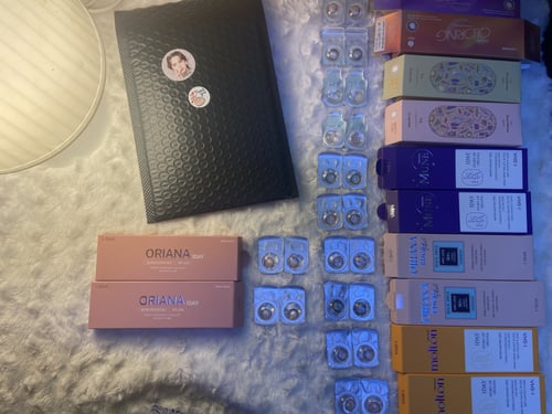 مجموعة عينات عدسات يوميًا من جميع الانواع 12 زوج