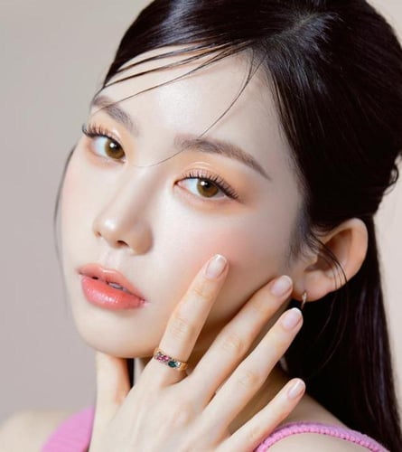 عدسات OLOLA لون العدسة : باين ابل