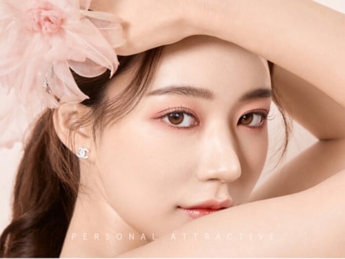 عدسات LOLOA لون العدسة : داليا براون