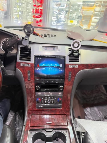 شاشة كاديلاك اسكاليد 2007-2013