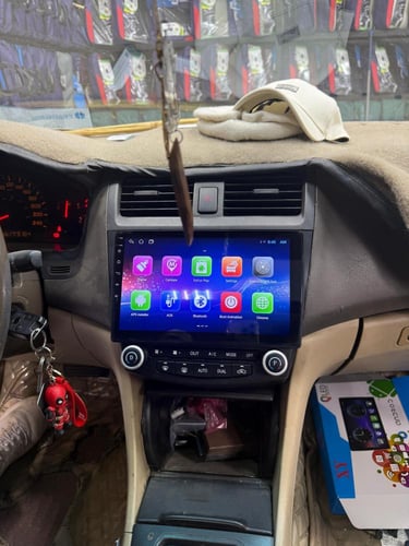 شاشة هوندا اكورد 2003-2008