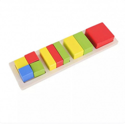 لعبة خشبية من عمود واحد