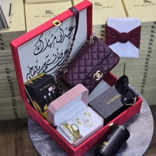 هدية نسائيه ماركه شانيل