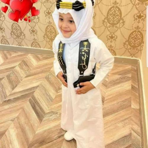 مجند ولادي بالاسم مع عقال مقصب