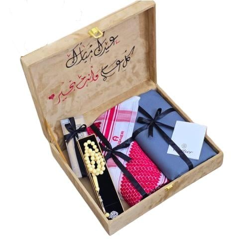 طقم هدية العيد من كارتير