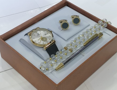 طقم رجالي ساعة وكبك وقلم ومسبحة مع علبة فخمة.21