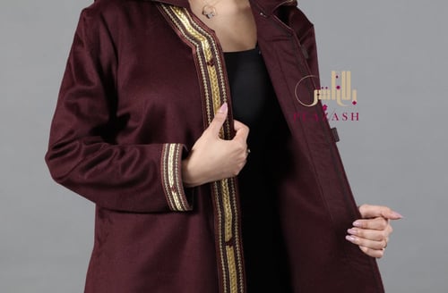 جاكيت قصير صوف عودي