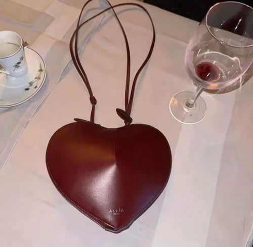 شنطة ALAIA هاي كوالتي