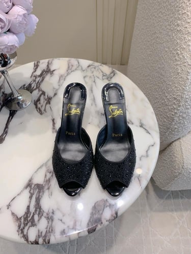 كعب كريستيان لوبوتان هاي كوالتي