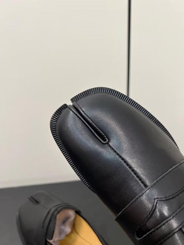 ميزون مارجيلا